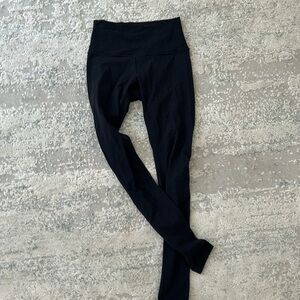 LULULEMON Wunder Under leggings size 4